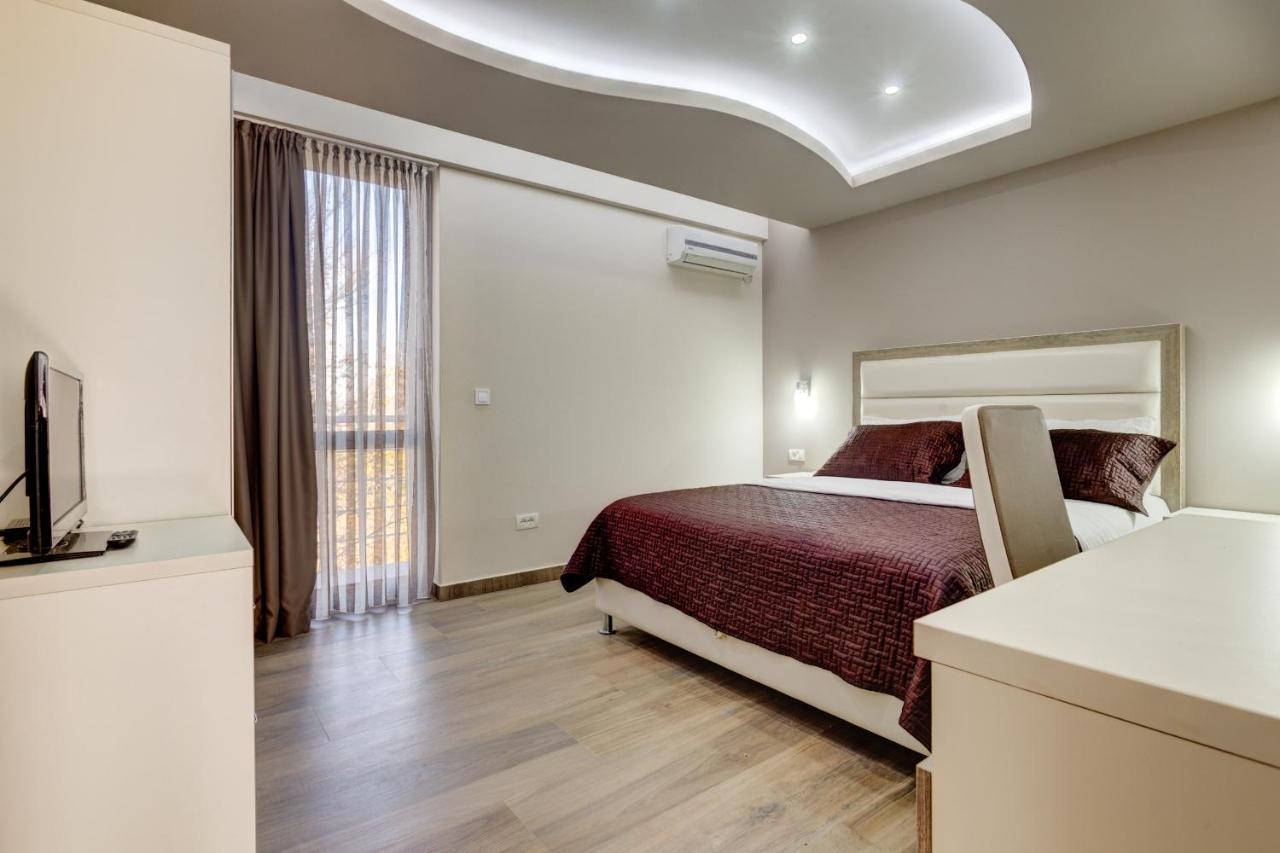 Hotel Zan Ulcinj Quarto foto