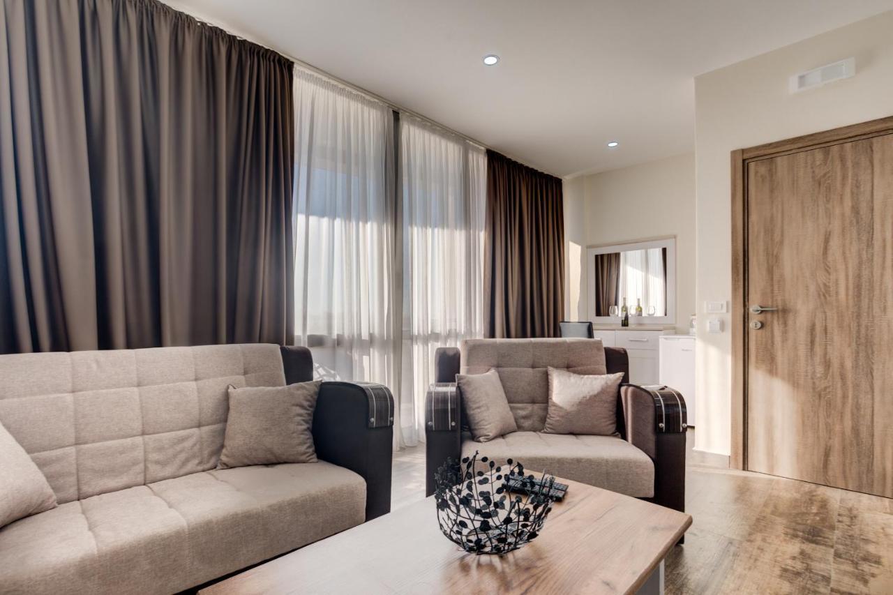 Hotel Zan Ulcinj Quarto foto