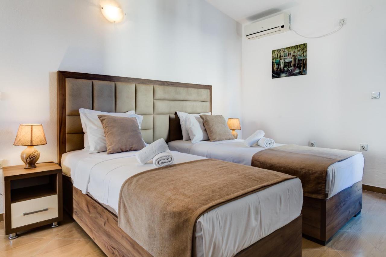 Hotel Zan Ulcinj Quarto foto
